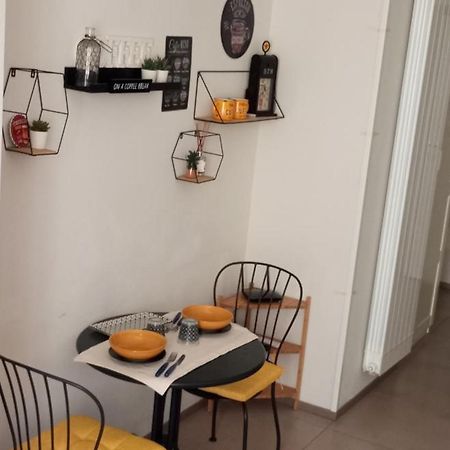 Holidaystudio Appartamento In Centro Салерно Экстерьер фото