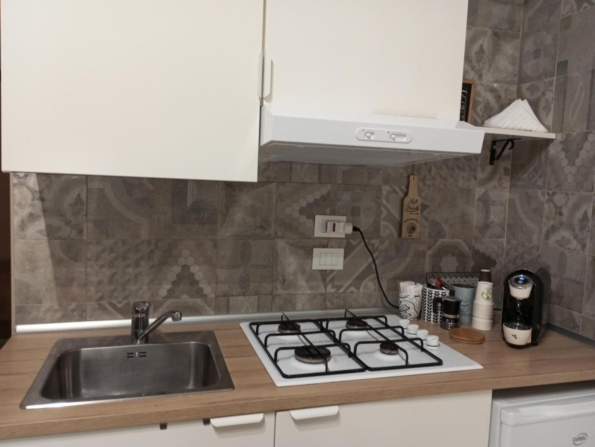Holidaystudio Appartamento In Centro Салерно Экстерьер фото