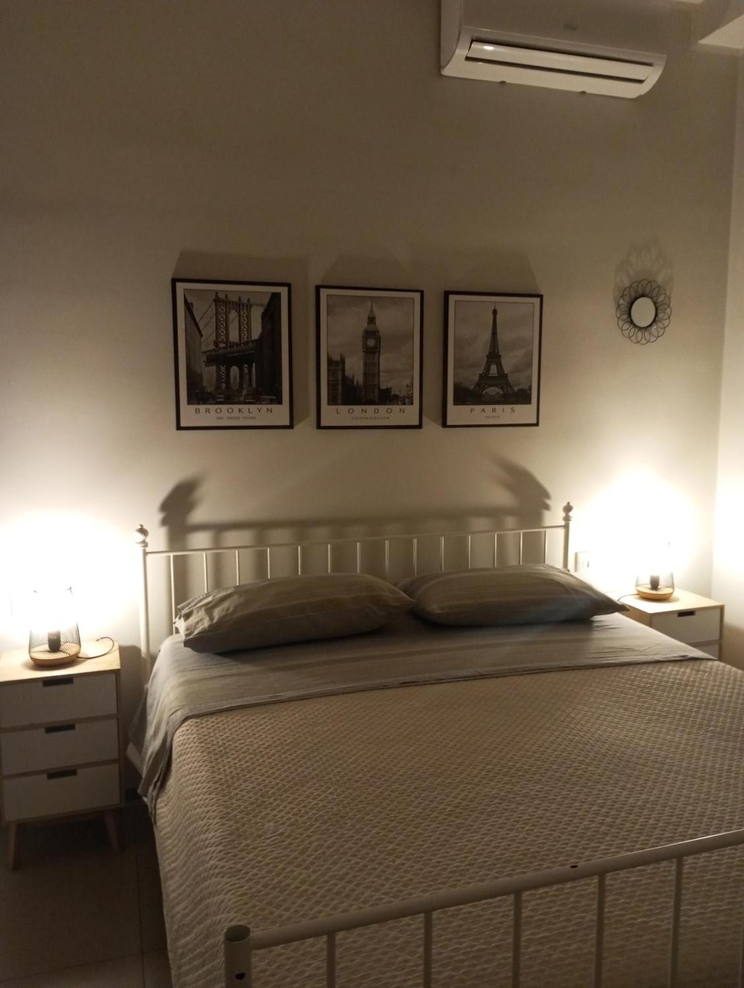 Holidaystudio Appartamento In Centro Салерно Экстерьер фото